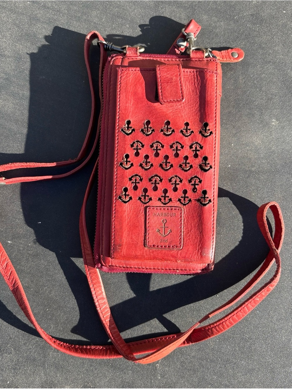 Harbour 2nd Crossbody Leather Phone Bag Wallet Purse w/ Perforated Front Pocket